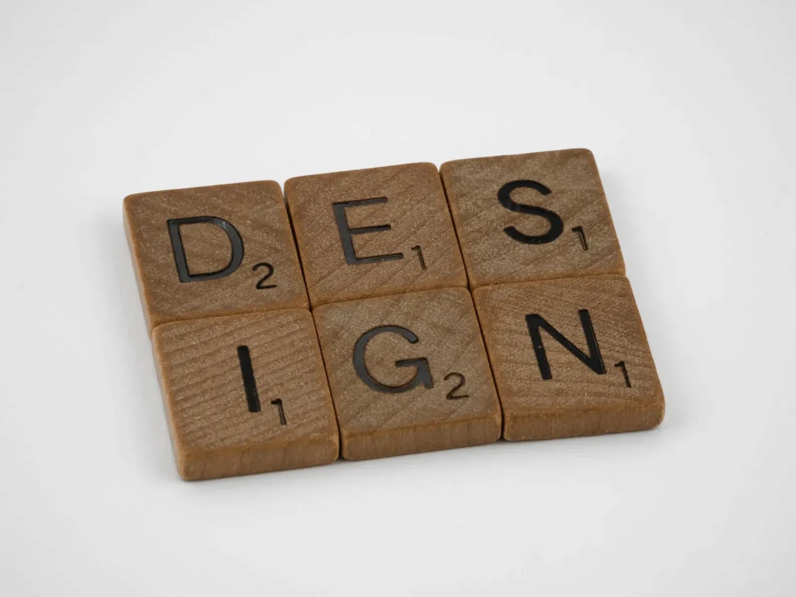Conception de sites et web-design clair pour des pages lisibles, alignées avec votre activité à Roma.